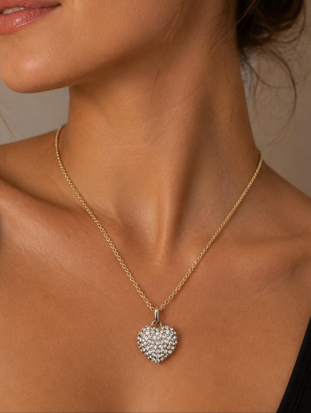 VTG Gold Plated Rhinestone Puffy Heart Pendant Chain Necklace